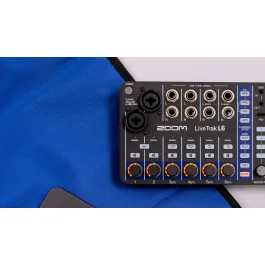 Zoom ZL6 LiveTrak L-6 10-Track Digital Mixer / Recorder
